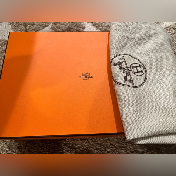 Hermes Chypre *hard to get Beige Mastic* 40 - Picture 4 of 6